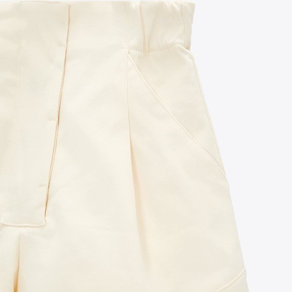 NEW! Zara Pleated Bermuda Short - Size Small - Picture 3 of 4